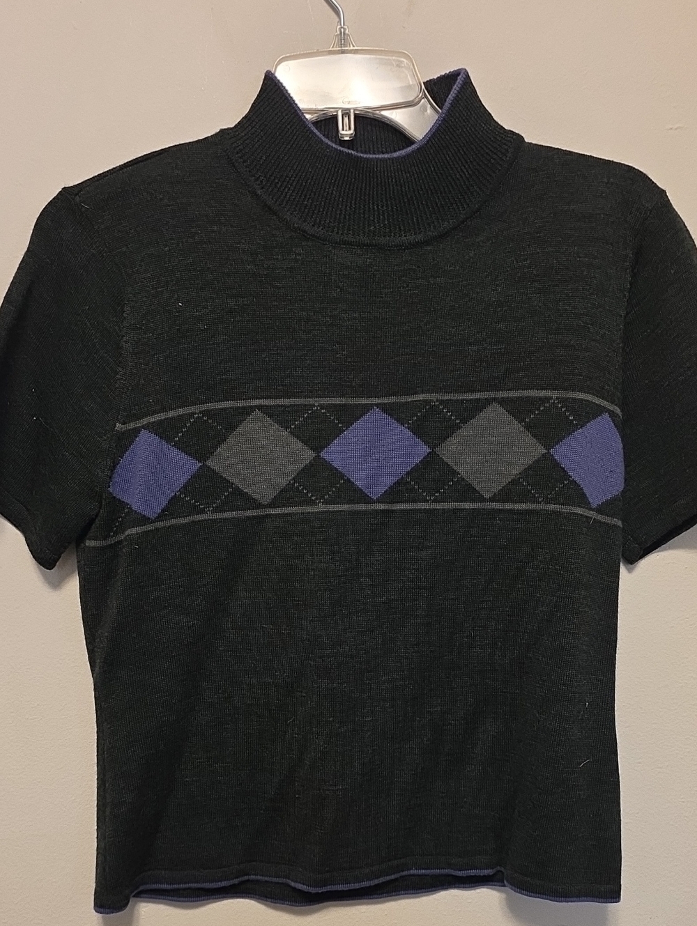 Tahari Black Short-Sleeve Turtleneck Sweater with Purple & Gray Argyle